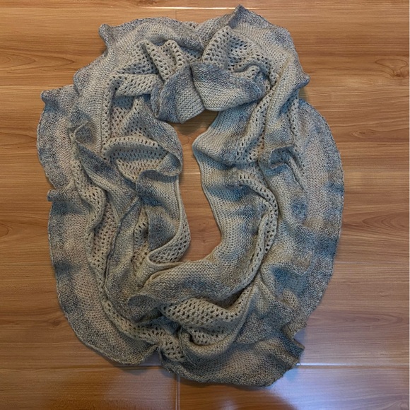 Modena Ruffled Knit Shawl Infinity Scarf - Picture 3 of 5